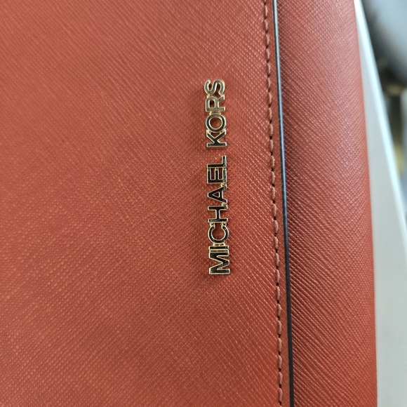 Michael Kors Brick Red Crossbody Bag - Picture 2 of 5